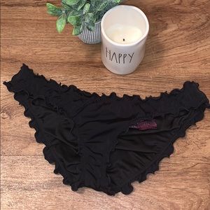 VS Ruffle Cheeky Bikini Bottoms NWOT